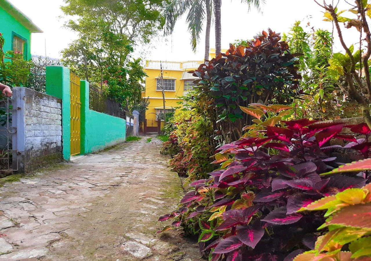 Dden Vennell Bnb -Metro Access- Kolkata Luaran gambar