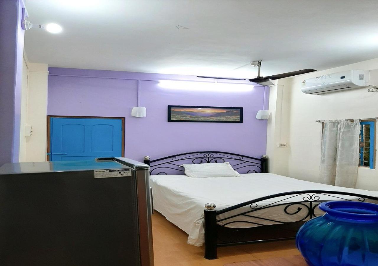 Dden Vennell Bnb -Metro Access- Kolkata Luaran gambar